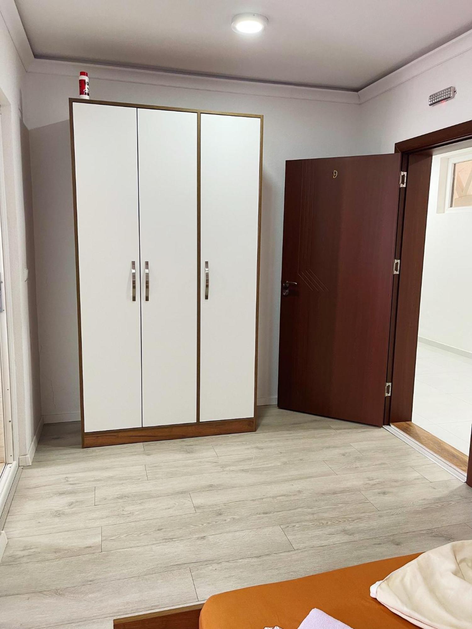 Infinity Plaza Hotel Gjakova Exterior photo