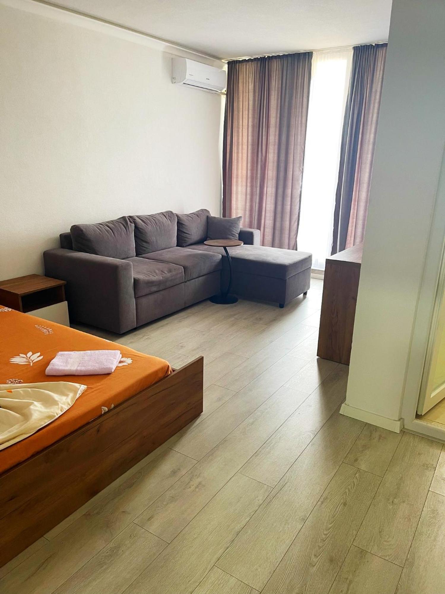 Infinity Plaza Hotel Gjakova Exterior photo