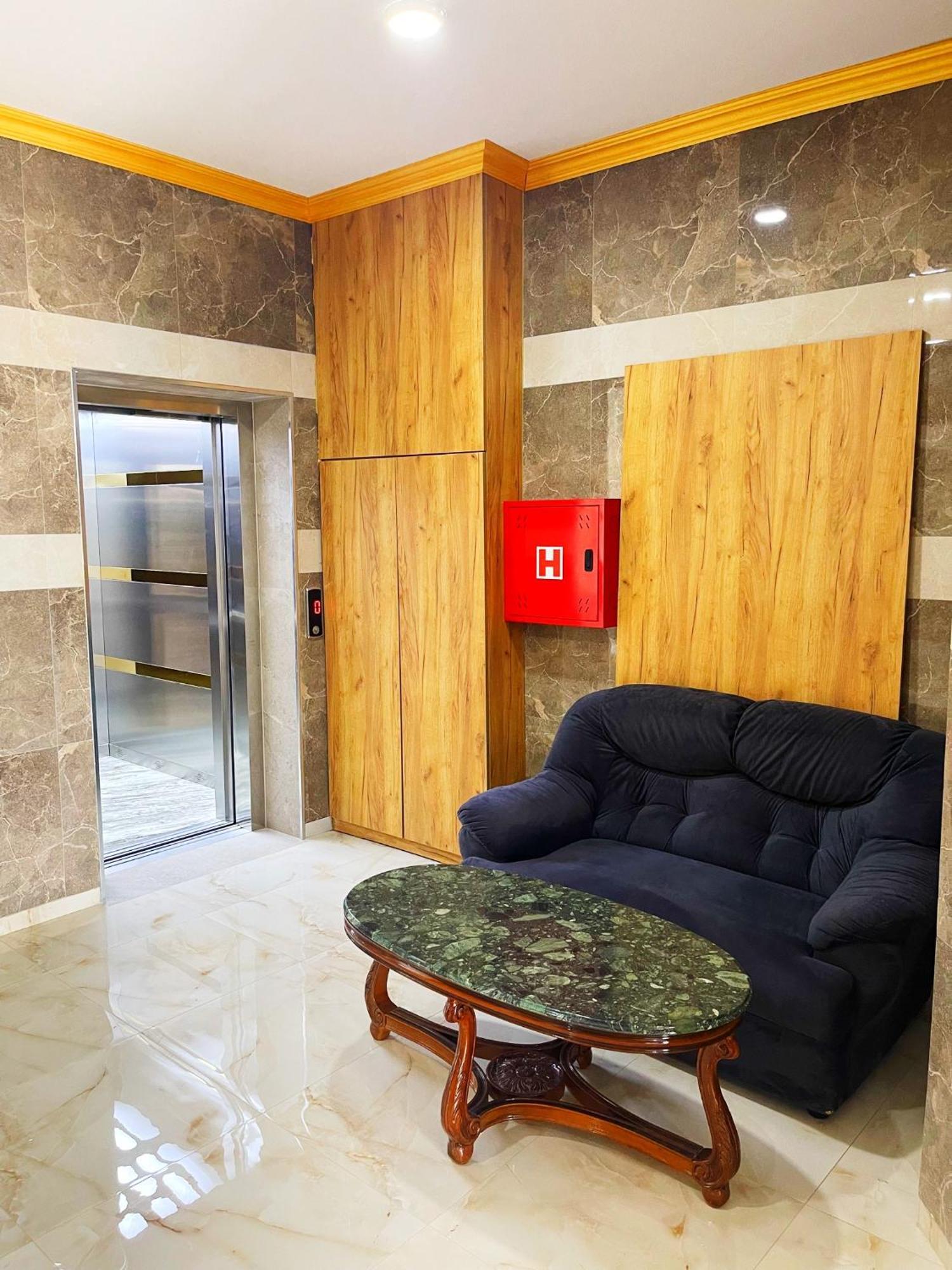 Infinity Plaza Hotel Gjakova Exterior photo